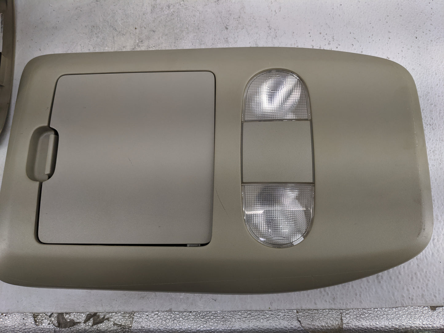 2007 Ford F150 Overhead Roof Console Tan - Oemusedautoparts1.com