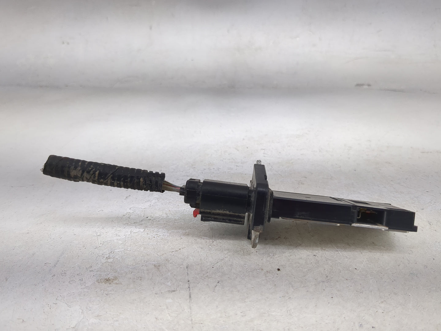 Ford F150 Mass Air Flow Meter Maf 1486197 - Oemusedautoparts1.com