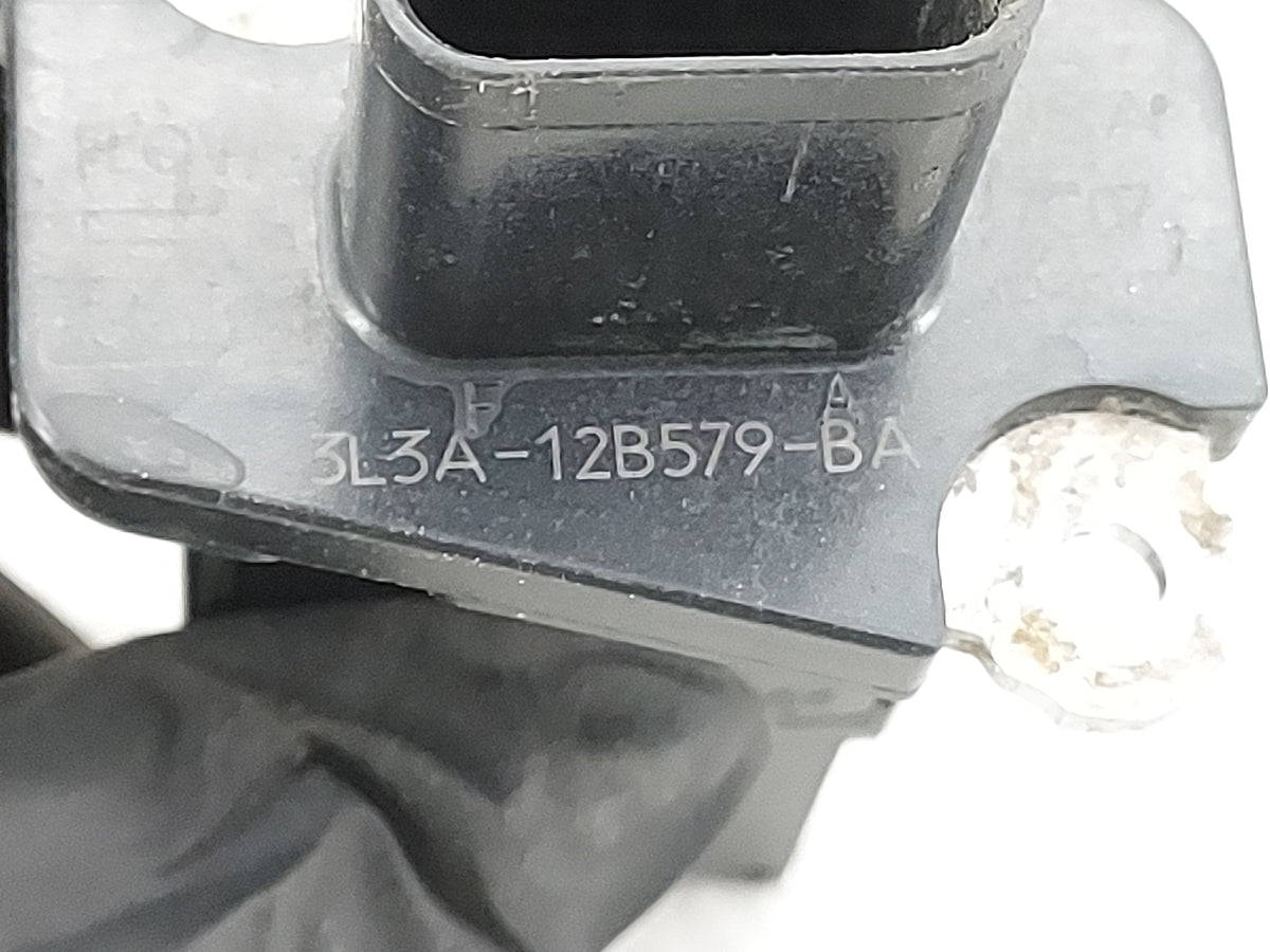Ford F150 Mass Air Flow Meter Maf Sensor 1488087 - Oemusedautoparts1.com