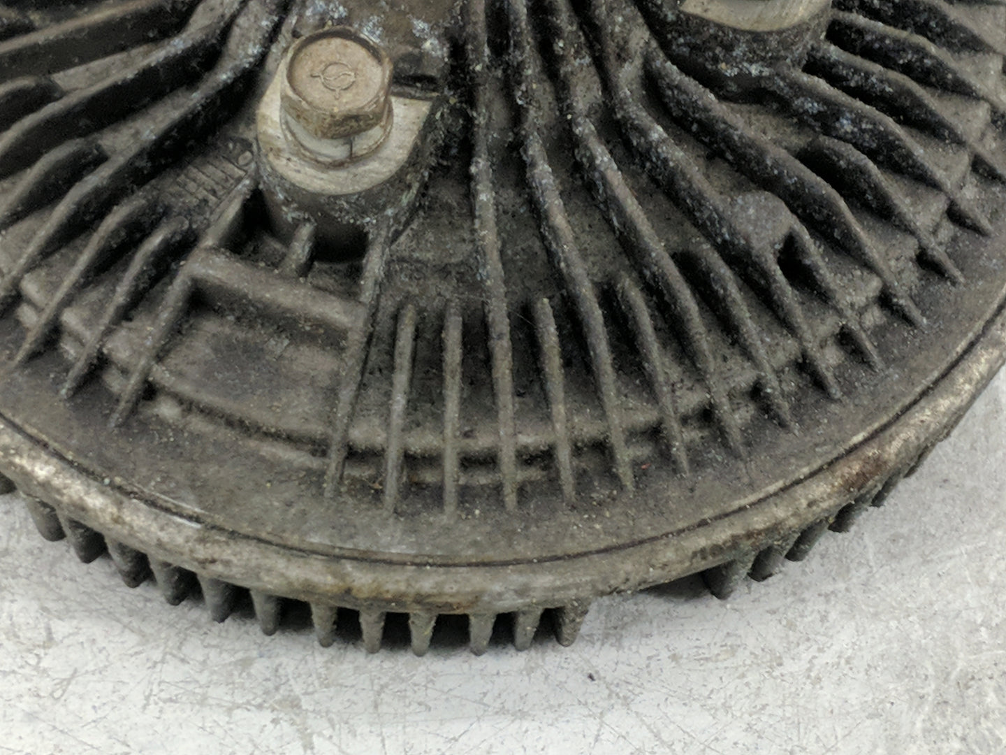 Ford F250sd Radiator Cooling Fan Clutch - Oemusedautoparts1.com