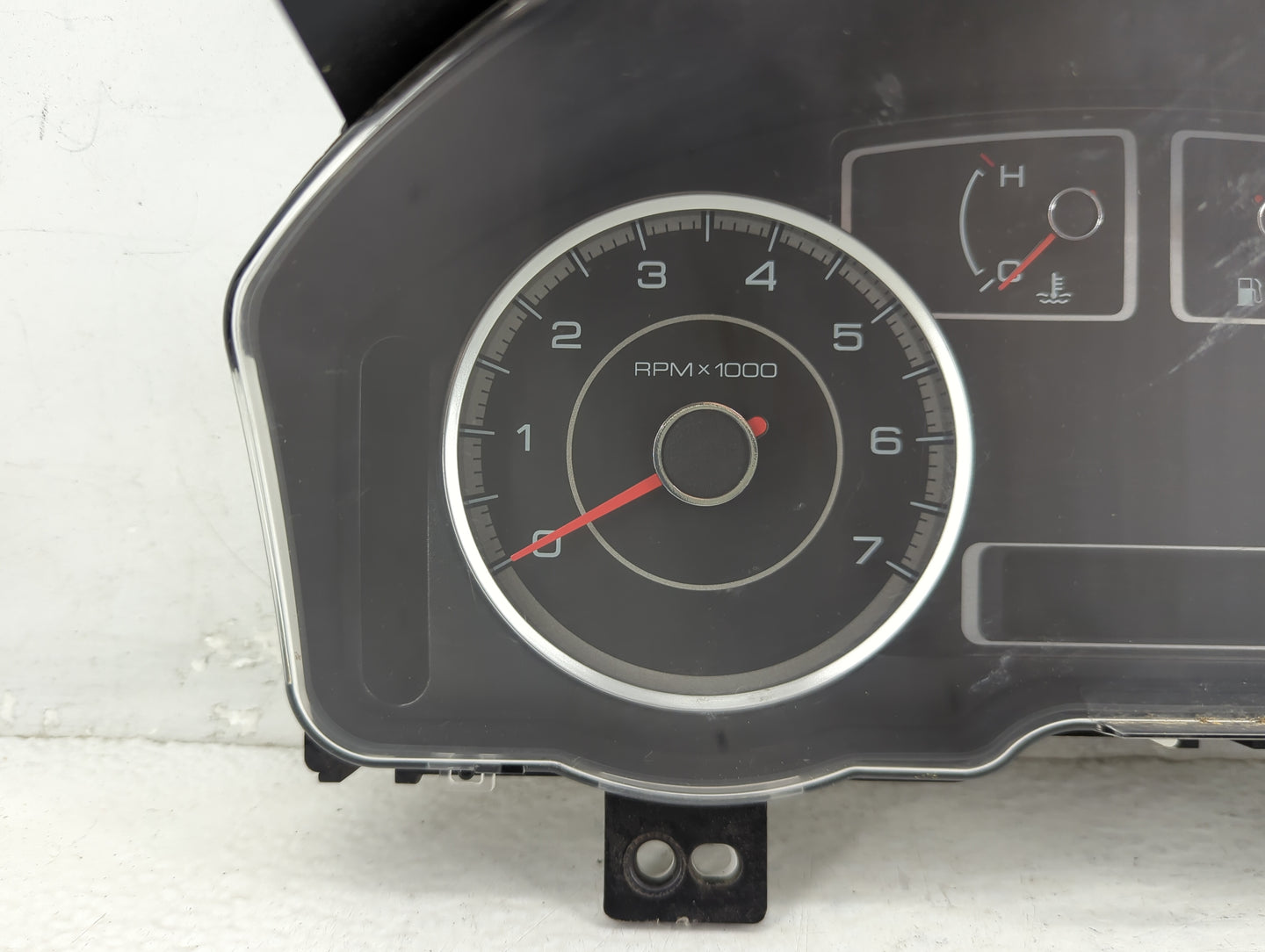2007 Ford Five Hundred Instrument Cluster Speedometer Gauges P/N:7G1T-10849-EA Fits OEM Used Auto Parts - Oemusedautoparts1.