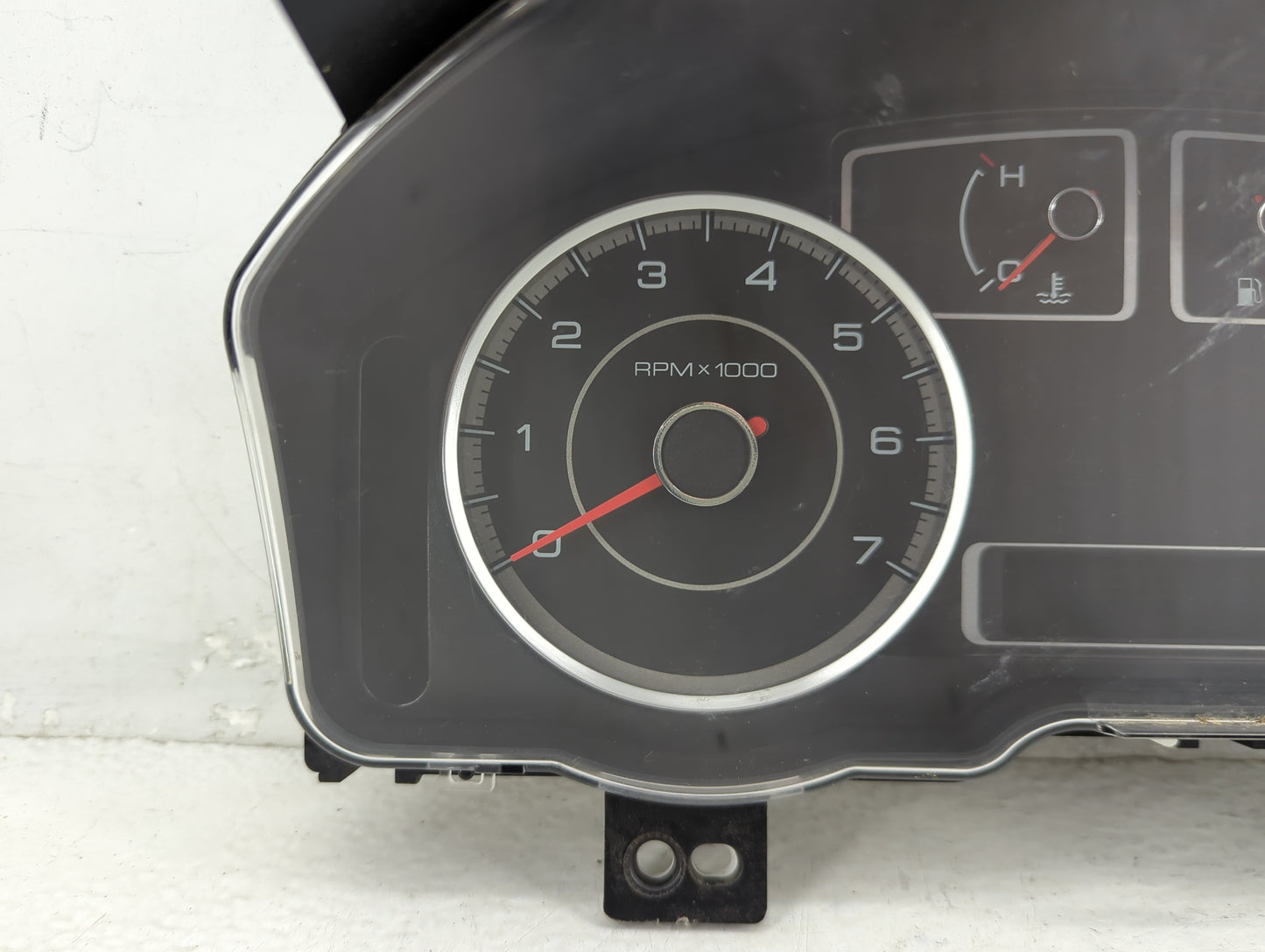 2007 Ford Five Hundred Instrument Cluster Speedometer Gauges P/N:7G1T-10849-EA Fits OEM Used Auto Parts - Oemusedautoparts1.