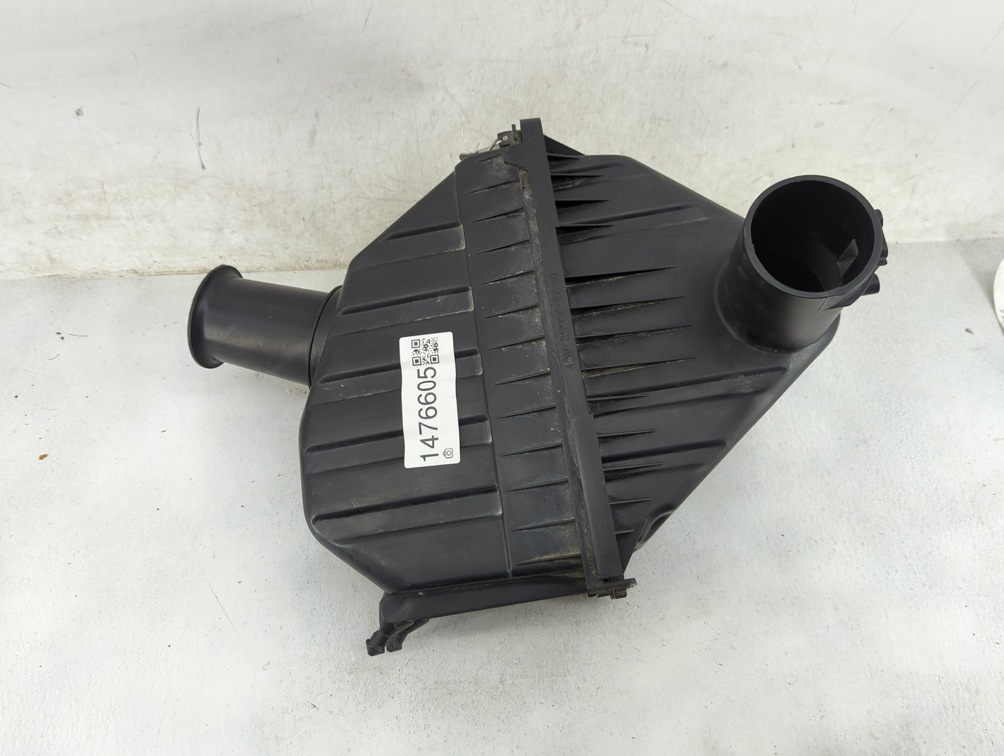2005-2007 Ford Five Hundred Air Cleaner Intake-duct Hose Tube 1476605 - Oemusedautoparts1.com