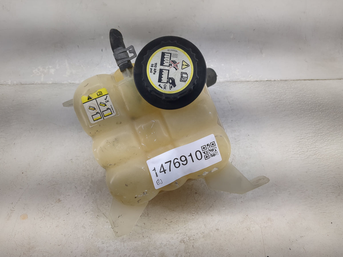 2005 Ford Five Hundred Radiator Coolant Overflow Expansion Tank Bottle - Oemusedautoparts1.com
