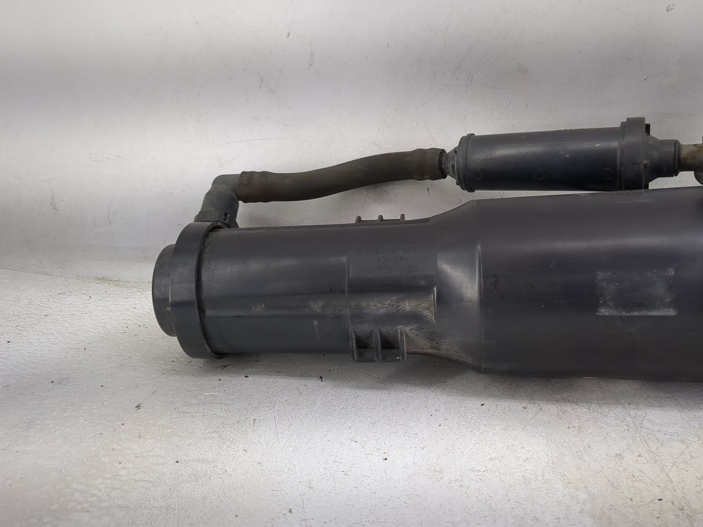 2007 Ford Five Hundred Fuel Vapor Charcoal Canister - Oemusedautoparts1.com