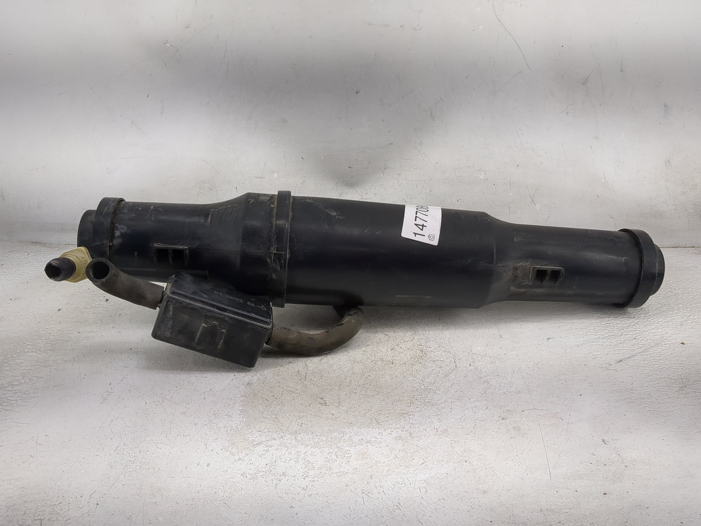 2007 Ford Five Hundred Fuel Vapor Charcoal Canister - Oemusedautoparts1.com
