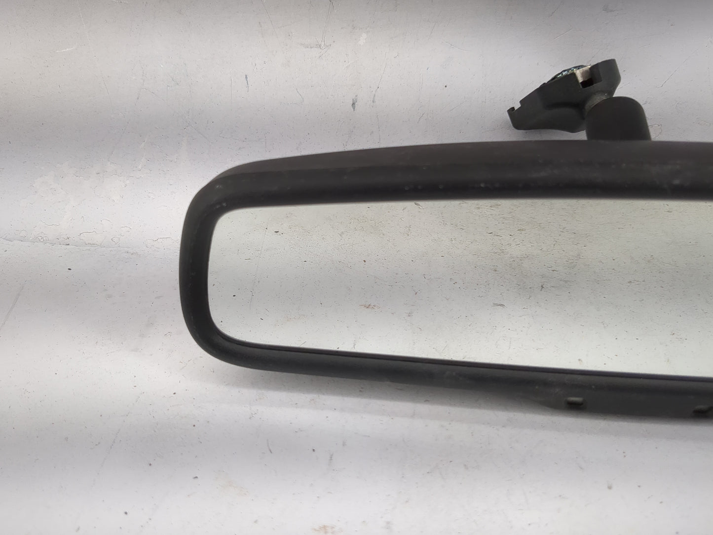 2007 Ford Five Hundred Interior Rear View Mirror Replacement OEM P/N:015592 GNTX-455, 6U5A-17E678-AB Fits OEM Used Auto Part