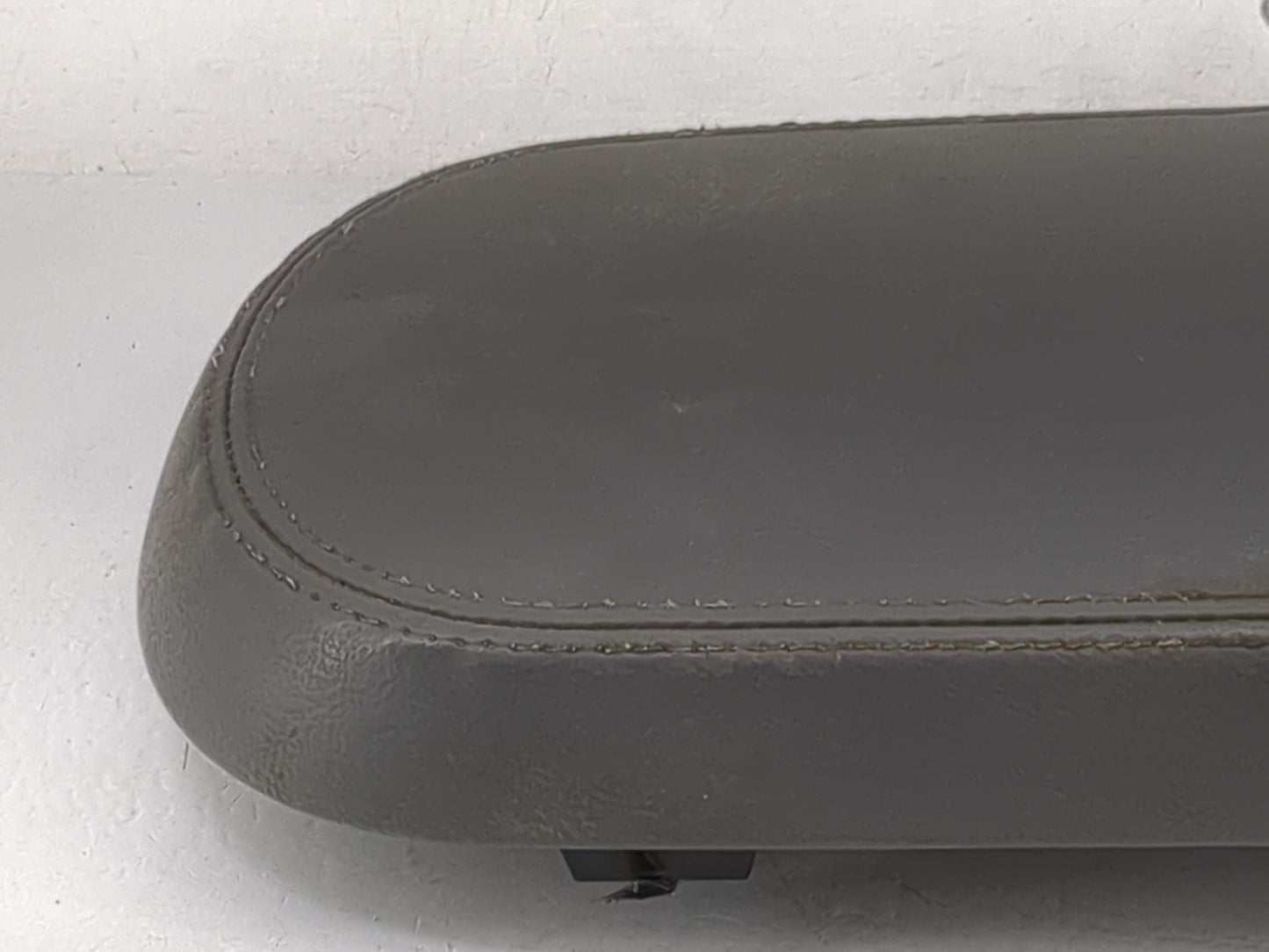 2007 Ford Five Hundred Center Console Armrest Cover Lid Fits OEM Used Auto Parts - Oemusedautoparts1.com