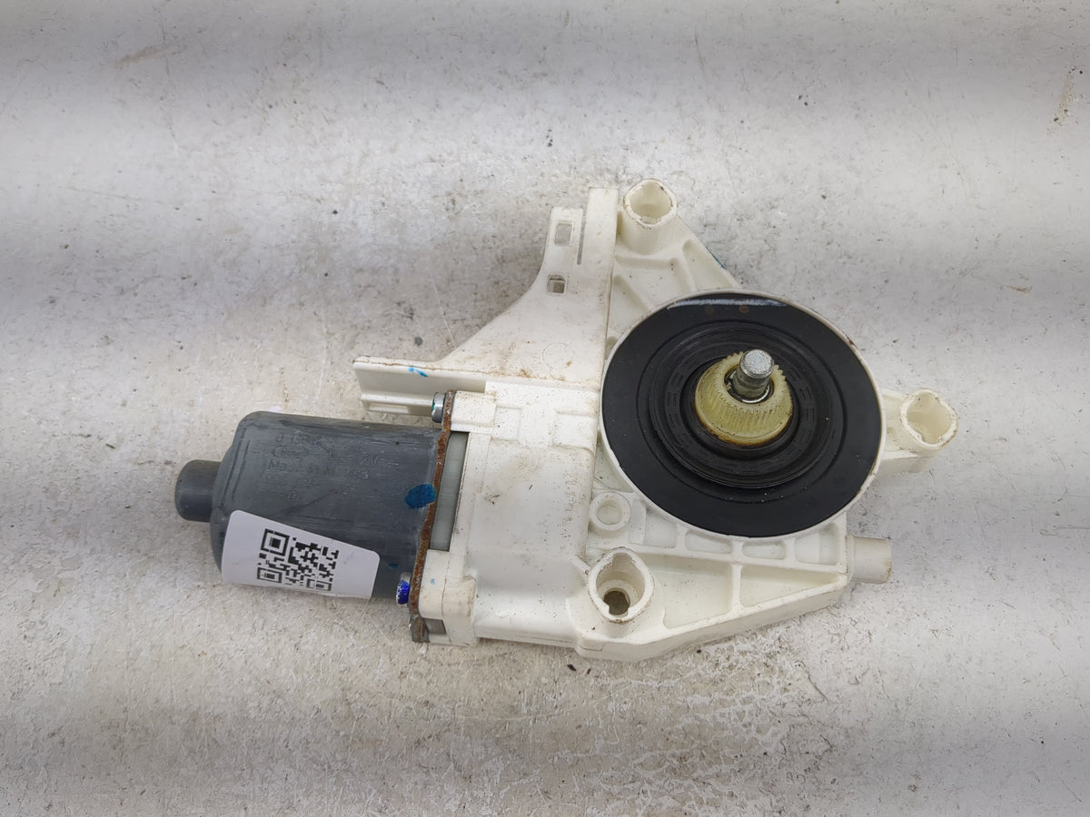 2005-2007 Ford Five Hundred Passenger Front Right Power Window Motor - Oemusedautoparts1.com
