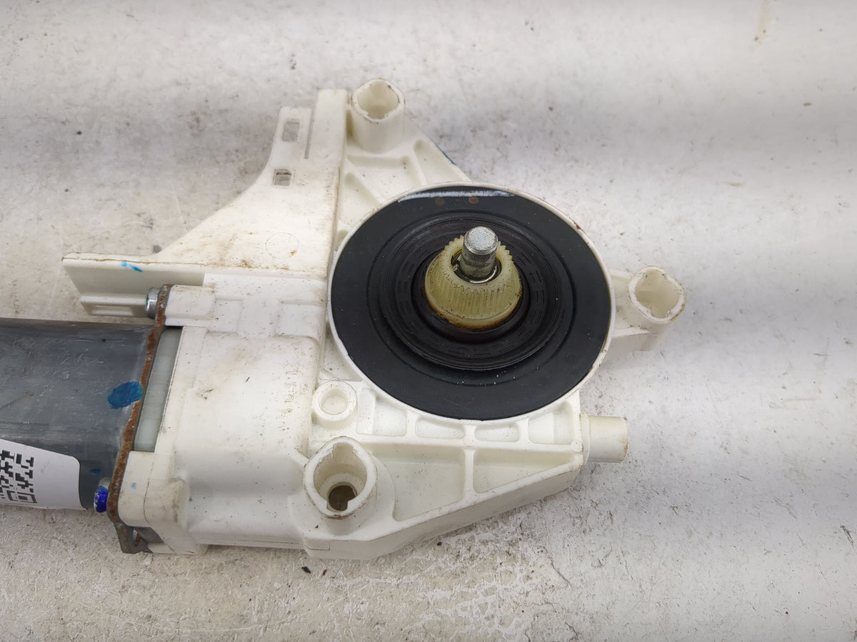 2005-2007 Ford Five Hundred Passenger Front Right Power Window Motor - Oemusedautoparts1.com