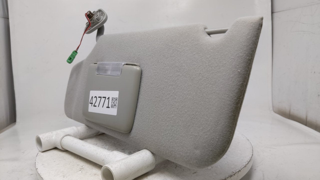 2005-2007 Ford Five Hundred Sun Visor Shade Replacement Driver Left Mirror Fits Fits 2005 2006 2007 OEM Used Auto Parts - Oe