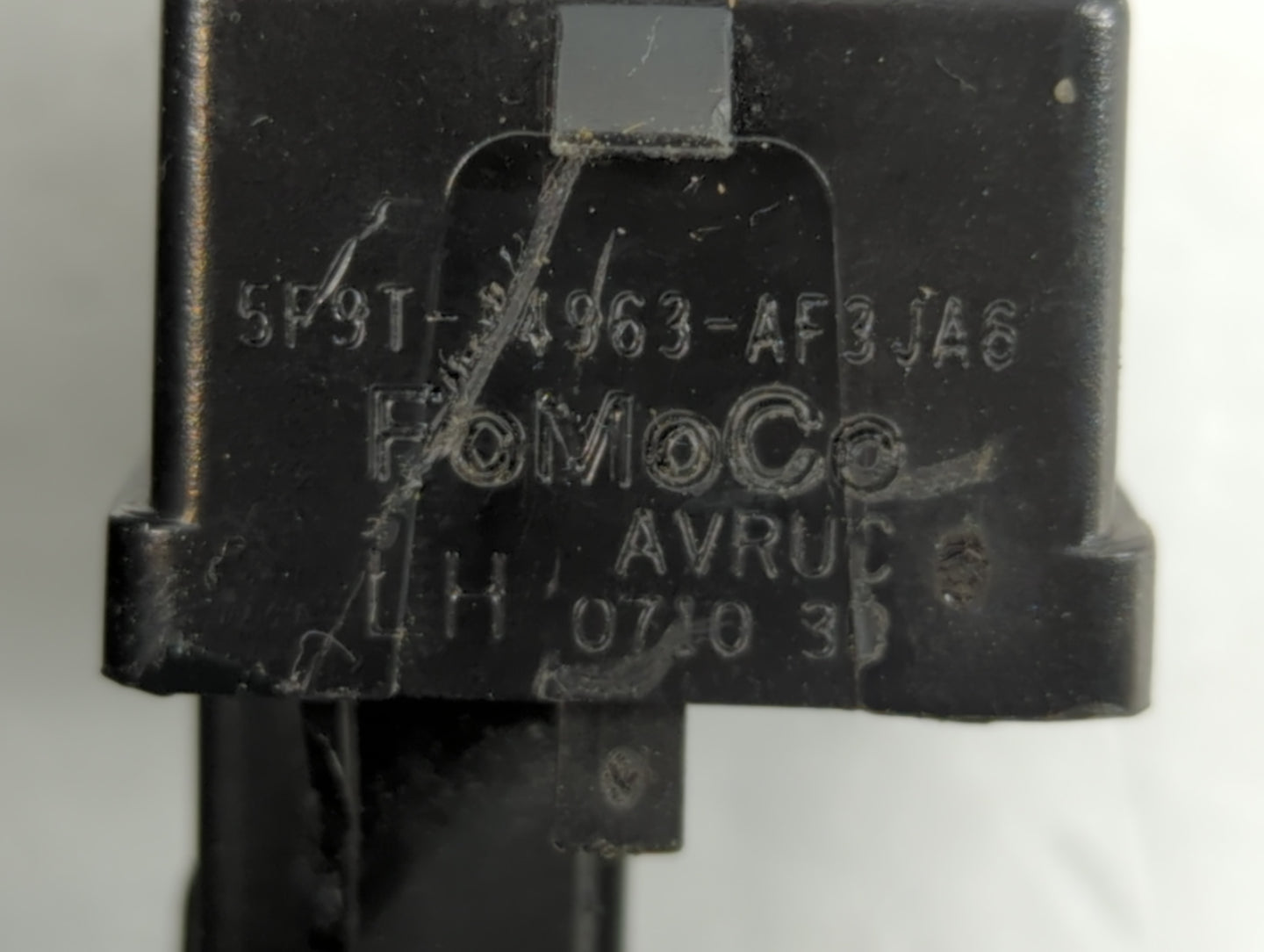 2005-2007 Ford Five Hundred Master Power Window Switch Replacement Driver Side Left P/N:5F9T-14963-AF3JA6 Fits OEM Used Auto