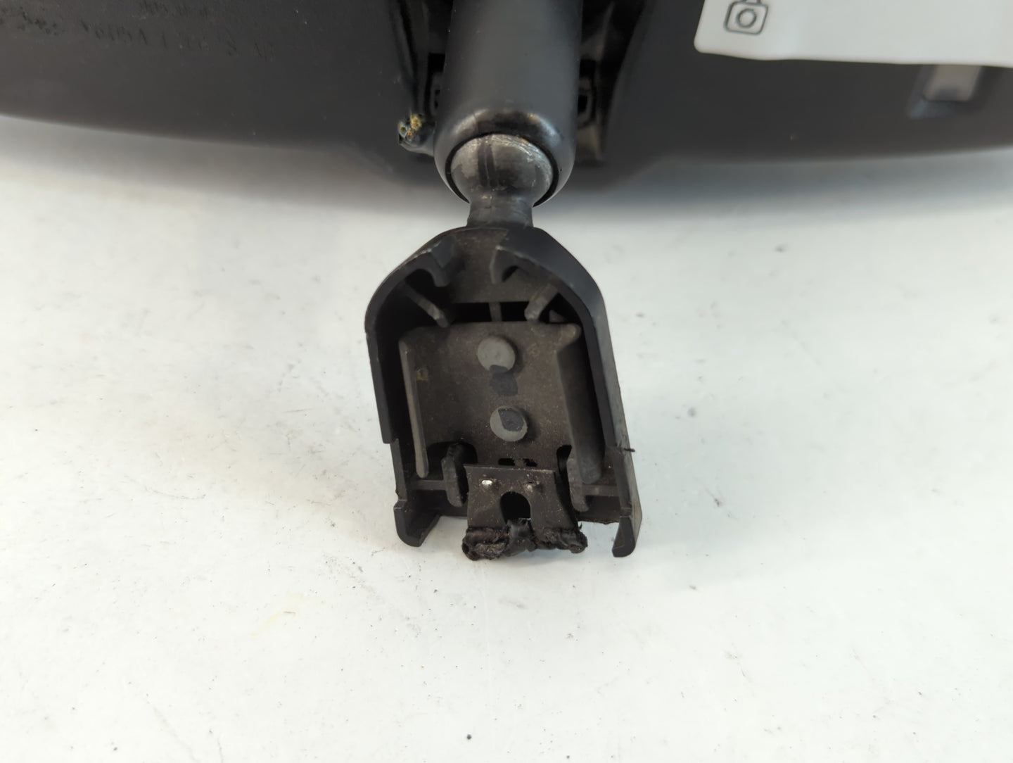 2007 Ford Five Hundred Interior Rear View Mirror Replacement OEM P/N:E11015892 Fits OEM Used Auto Parts - Oemusedautoparts1.