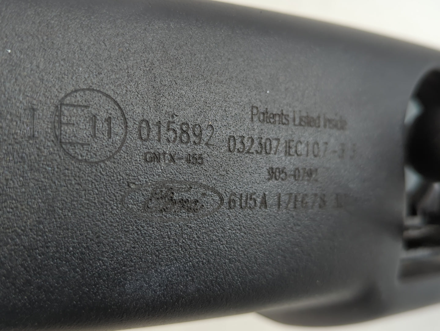 2007 Ford Five Hundred Interior Rear View Mirror Replacement OEM P/N:E11015892 Fits OEM Used Auto Parts - Oemusedautoparts1.