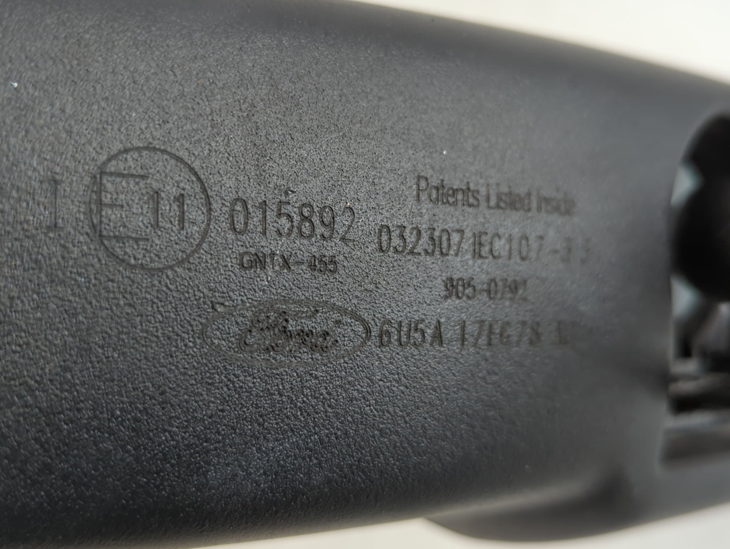 2007 Ford Five Hundred Interior Rear View Mirror Replacement OEM P/N:E11015892 Fits OEM Used Auto Parts - Oemusedautoparts1.