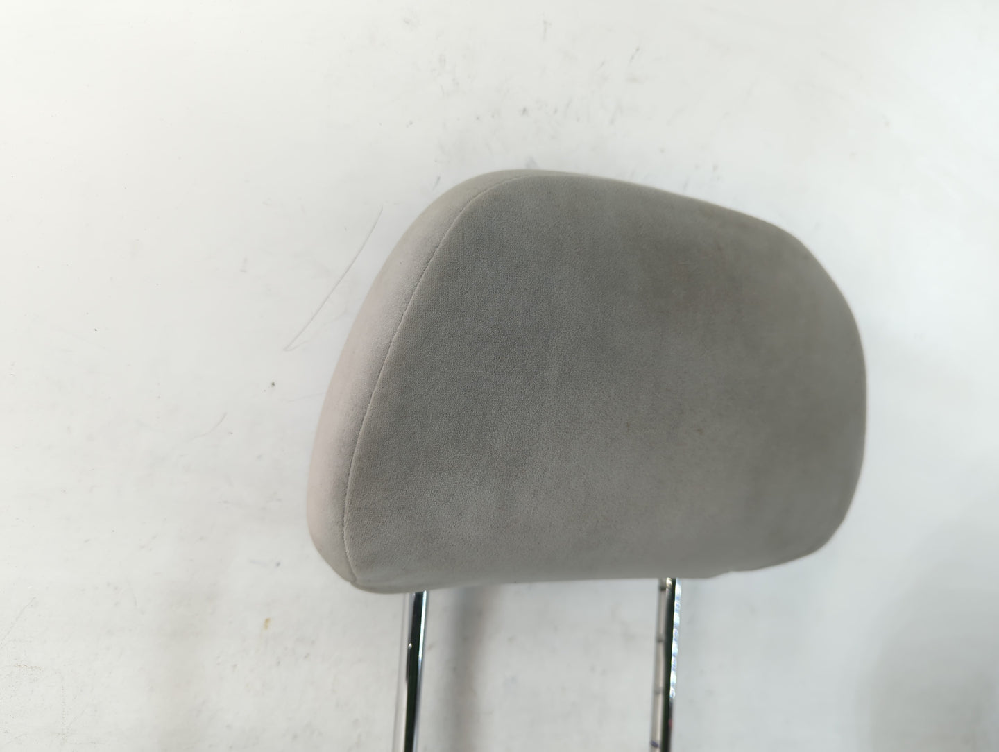 2005-2007 Ford Five Hundred Headrest Head Rest Front Driver Passenger Seat Fits Fits 2005 2006 2007 OEM Used Auto Parts - Oe