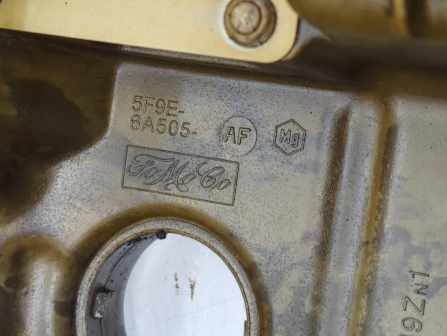 2007 Ford Five Hundred Driver Left Cylinder Head Valve Cover P/N:5f9e-68505 Fits OEM Used Auto Parts - Oemusedautoparts1.com