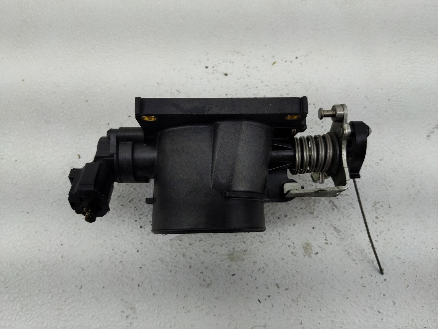 2003-2007 Ford Focus Throttle Body Fits Fits 2003 2004 2005 2006 2007 OEM Used Auto Parts - Oemusedautoparts1.com