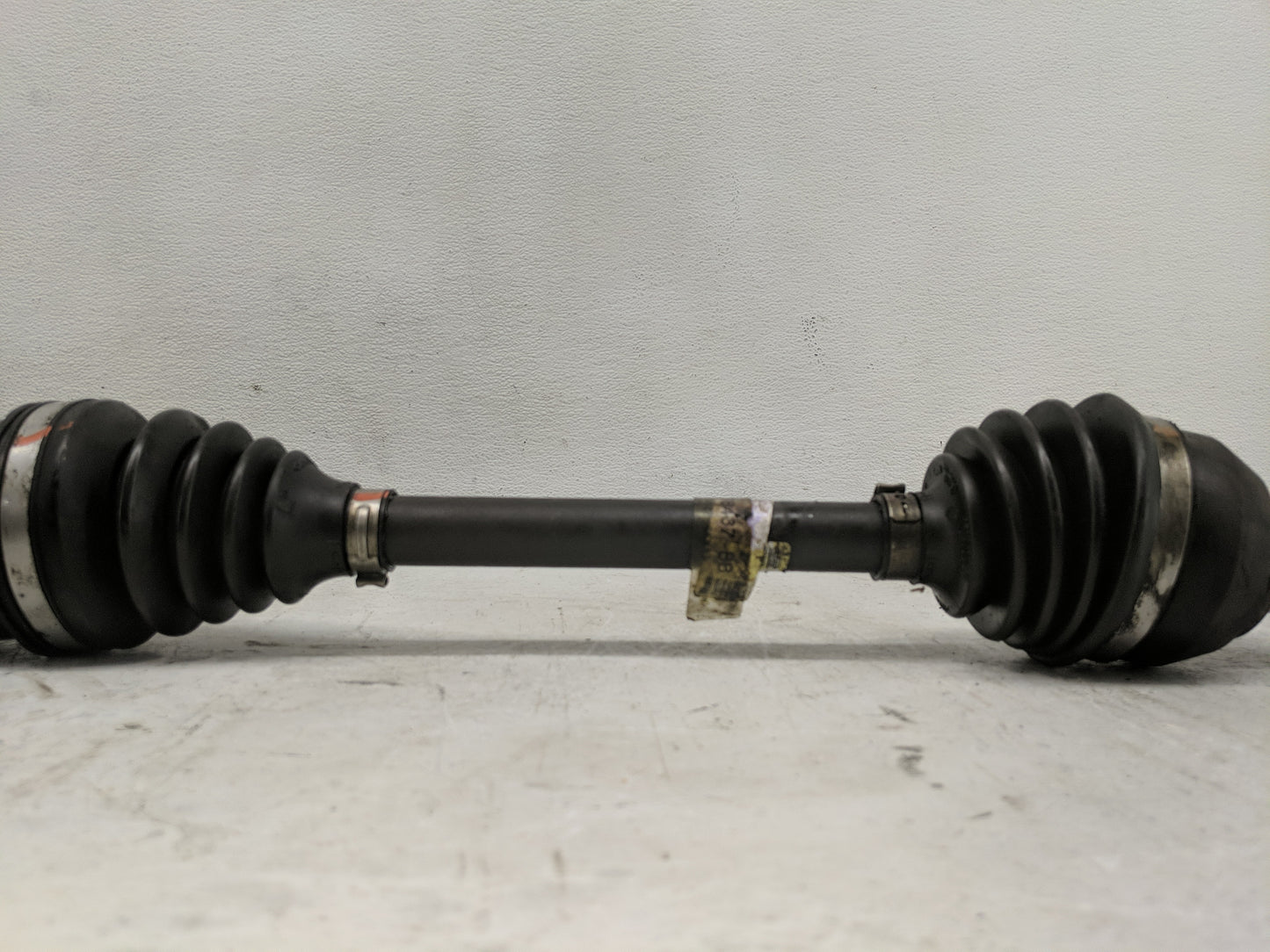 2006-2011 Ford Focus Axle Shaft Front Driver Cv C/v - Oemusedautoparts1.com