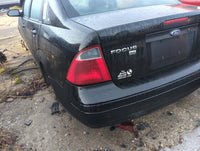 2005-2007 Ford Focus Rear Bumper Assembly Oem 1267439 - Oemusedautoparts1.com