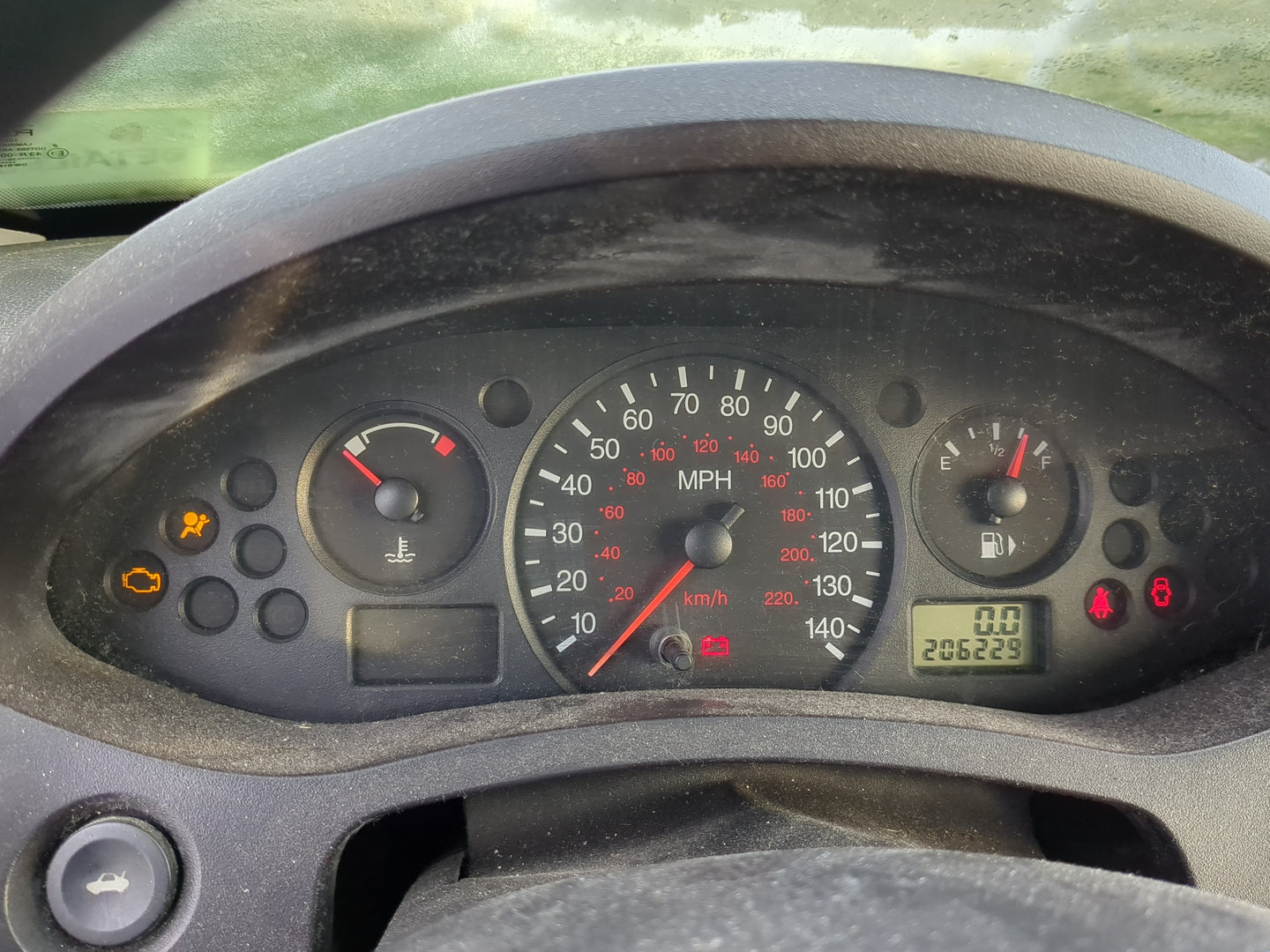 2006-2007 Ford Focus Instrument Cluster Speedometer Gauges Miles:206K Fits Fits 2006 2007 OEM Used Auto Parts - Oemusedautop