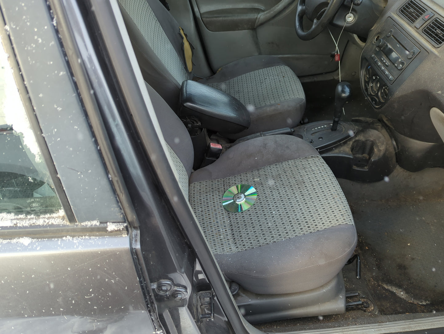 2006-2007 Ford Focus Passenger Front Seat Oem 1320277 - Oemusedautoparts1.com