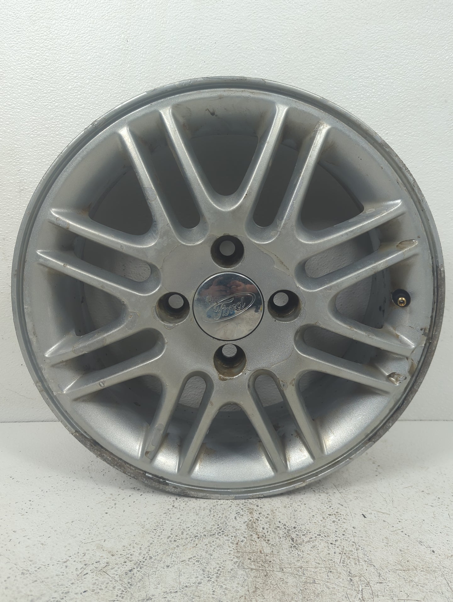 2007 Ford Focus Oem Wheel Rim 1389112 - Oemusedautoparts1.com