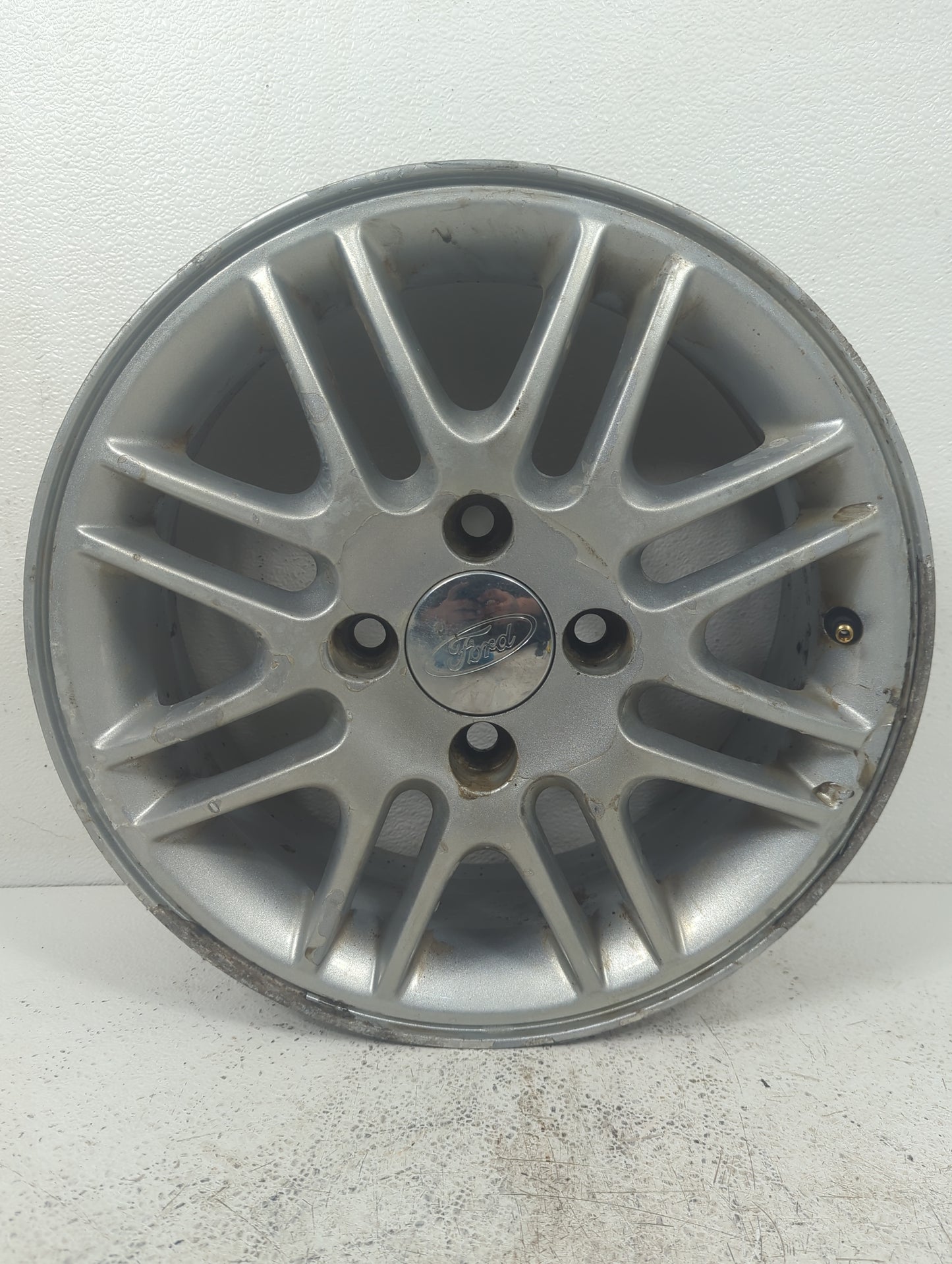 2007 Ford Focus Oem Wheel Rim 1389112 - Oemusedautoparts1.com