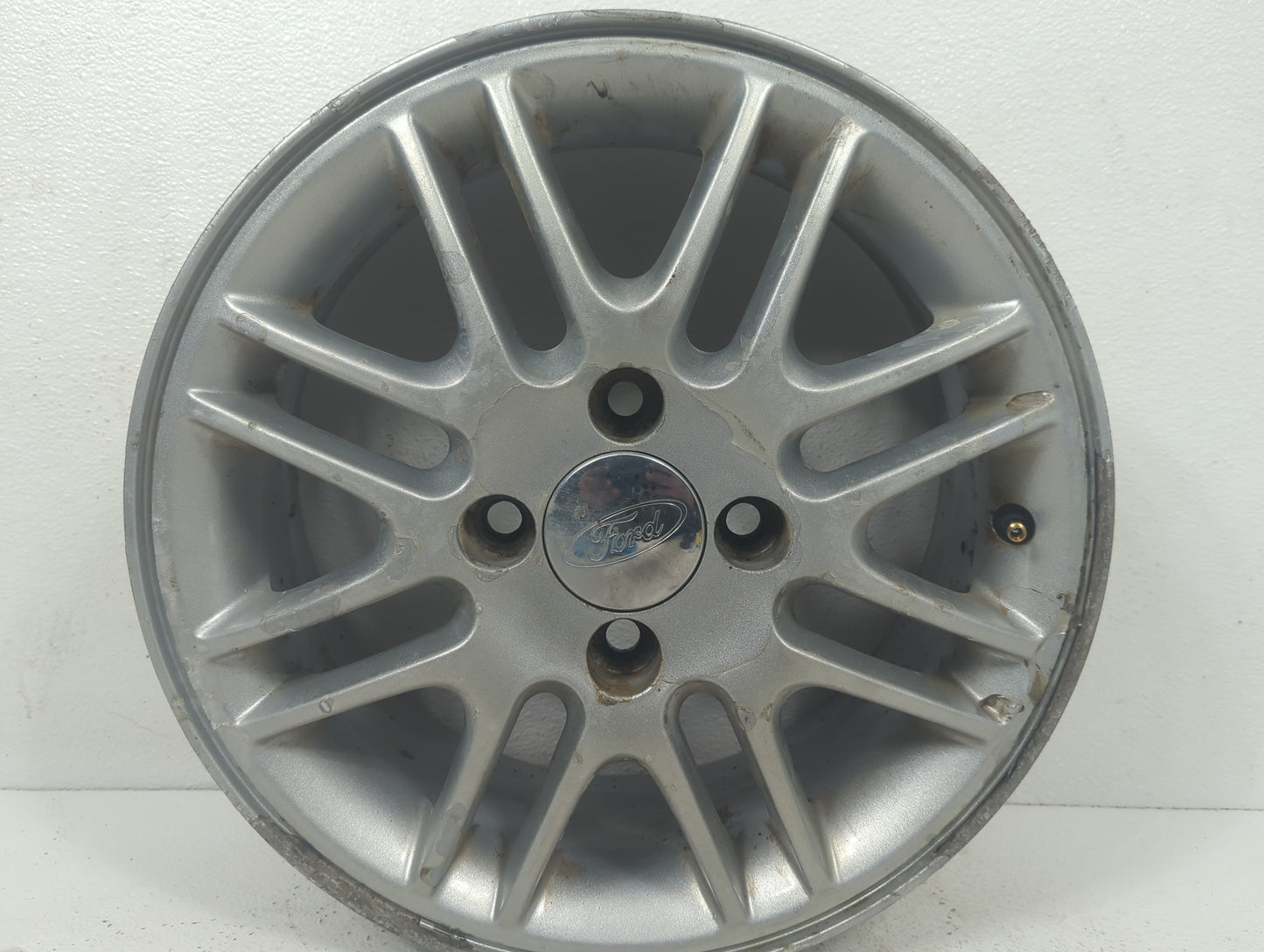2007 Ford Focus Oem Wheel Rim 1389112 - Oemusedautoparts1.com