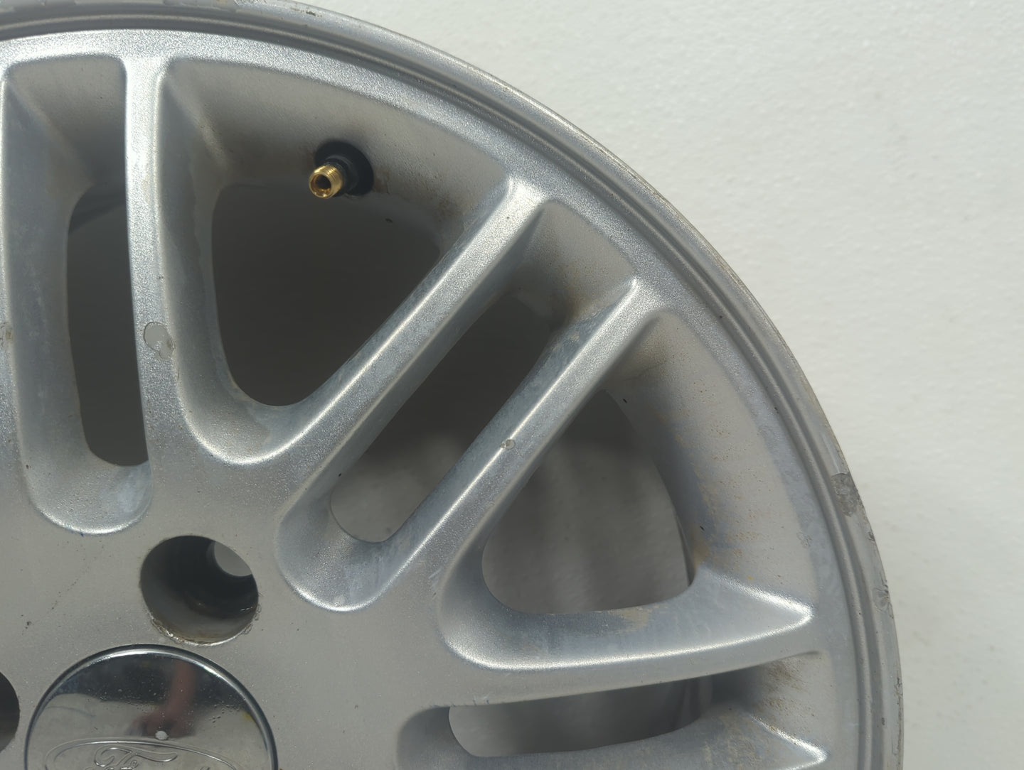 2007 Ford Focus Oem Wheel Rim 1389114 - Oemusedautoparts1.com