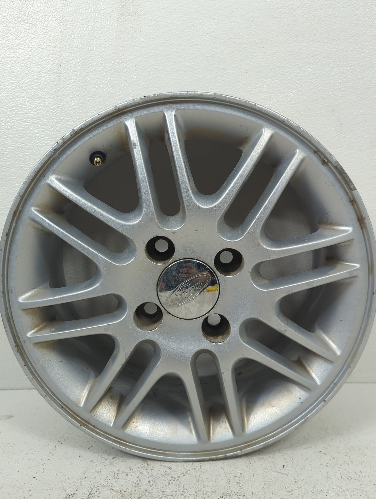 2007 Ford Focus Oem Wheel Rim 1389115 - Oemusedautoparts1.com