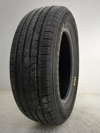compare product Used Tire 195/65R15 PARAGON TOUR A/S 91H - Tread Depth 8/32