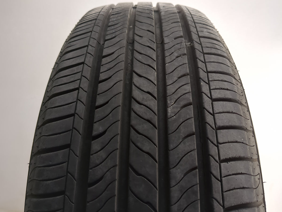 Used Tire 195/65R15 PARAGON TOUR A/S 91H - Tread Depth 8/32 - Oemusedautoparts1.com