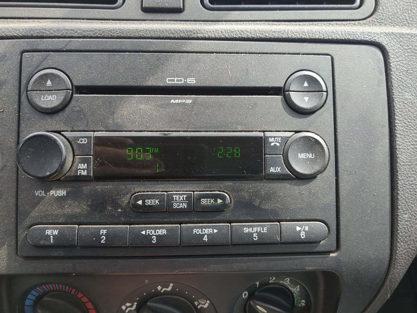 2006-2007 Ford Focus Radio AM FM Cd Player Receiver Replacement Fits Fits 2006 2007 OEM Used Auto Parts - Oemusedautoparts1.