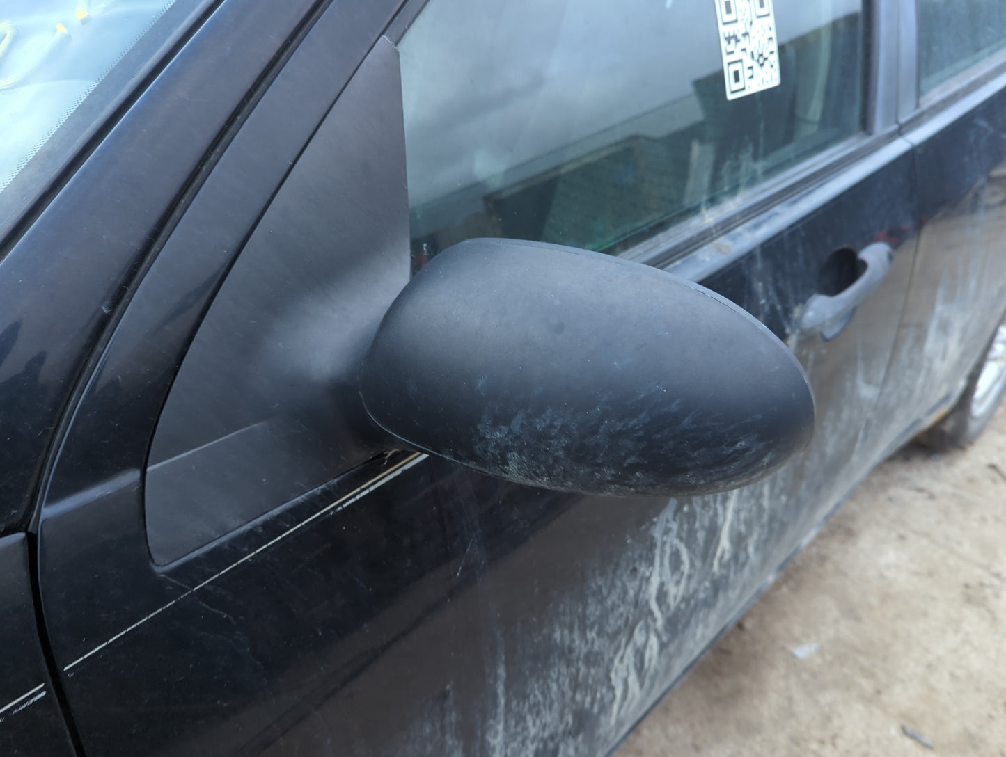 2000-2007 Ford Focus Driver Side View Mirror - Left Door Mirror OEM Used - Oemusedautoparts1.com