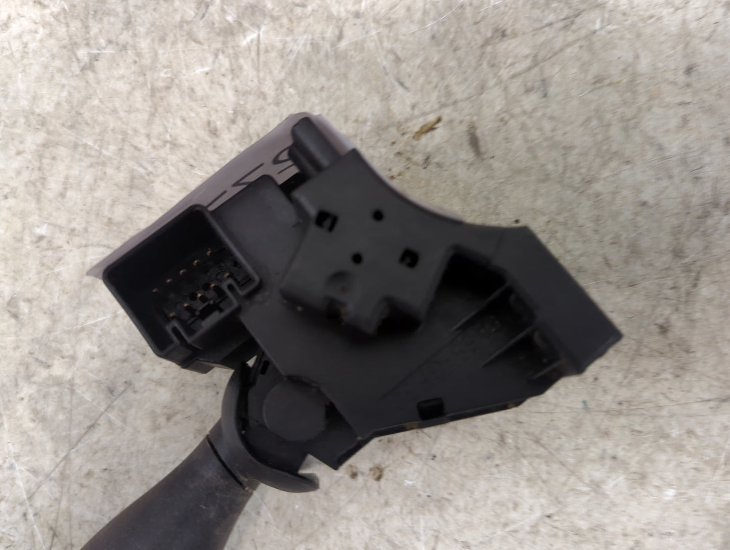 2004-2007 Ford Focus Column Switch 98ag13335ag - Oemusedautoparts1.com