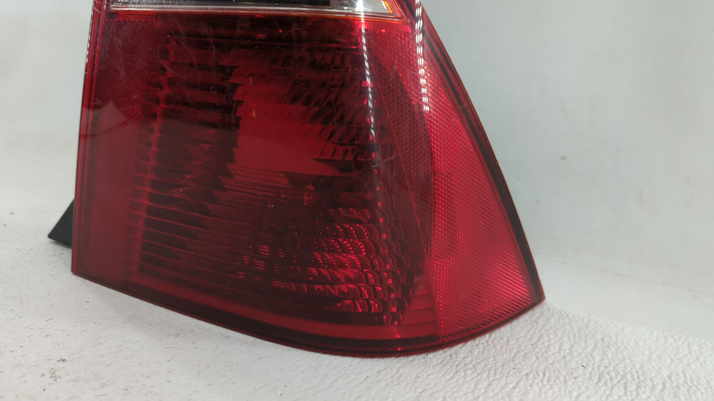 2005-2007 Ford Focus Tail Light Assembly Passenger Right OEM P/N:5S43-13B504-A Fits Fits 2005 2006 2007 OEM Used Auto Parts 