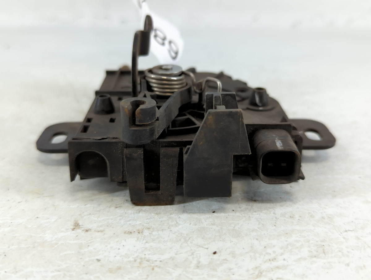 2007 Ford Focus Hood Latch Assembly 680397 - Oemusedautoparts1.com