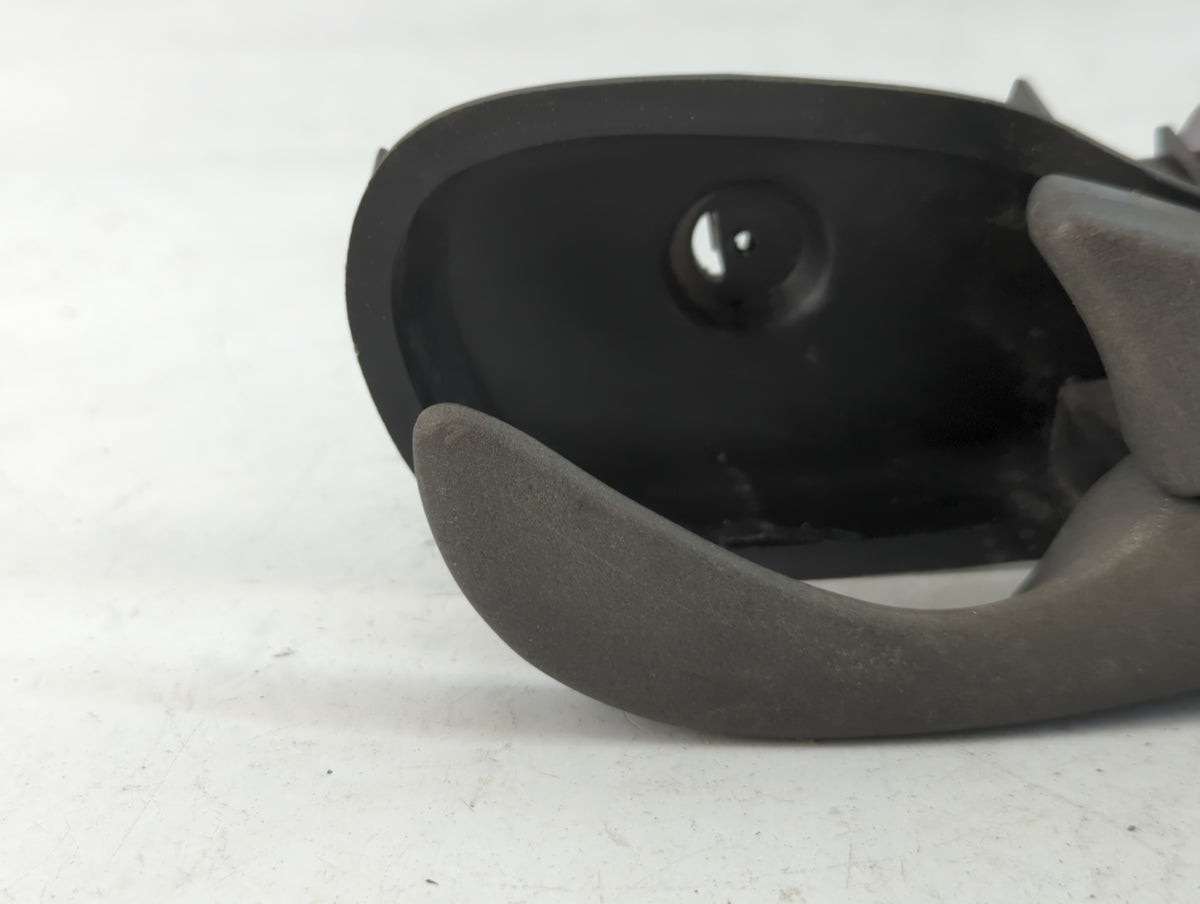 2007 Ford Focus Drivers Side Inside Front Door Handle Oem Black - Oemusedautoparts1.com