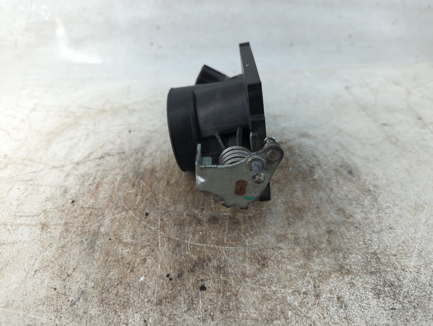 2003-2007 Ford Focus Throttle Body P/N:051607 2 3S4G-AD Fits Fits 2003 2004 2005 2006 2007 OEM Used Auto Parts - Oemusedauto