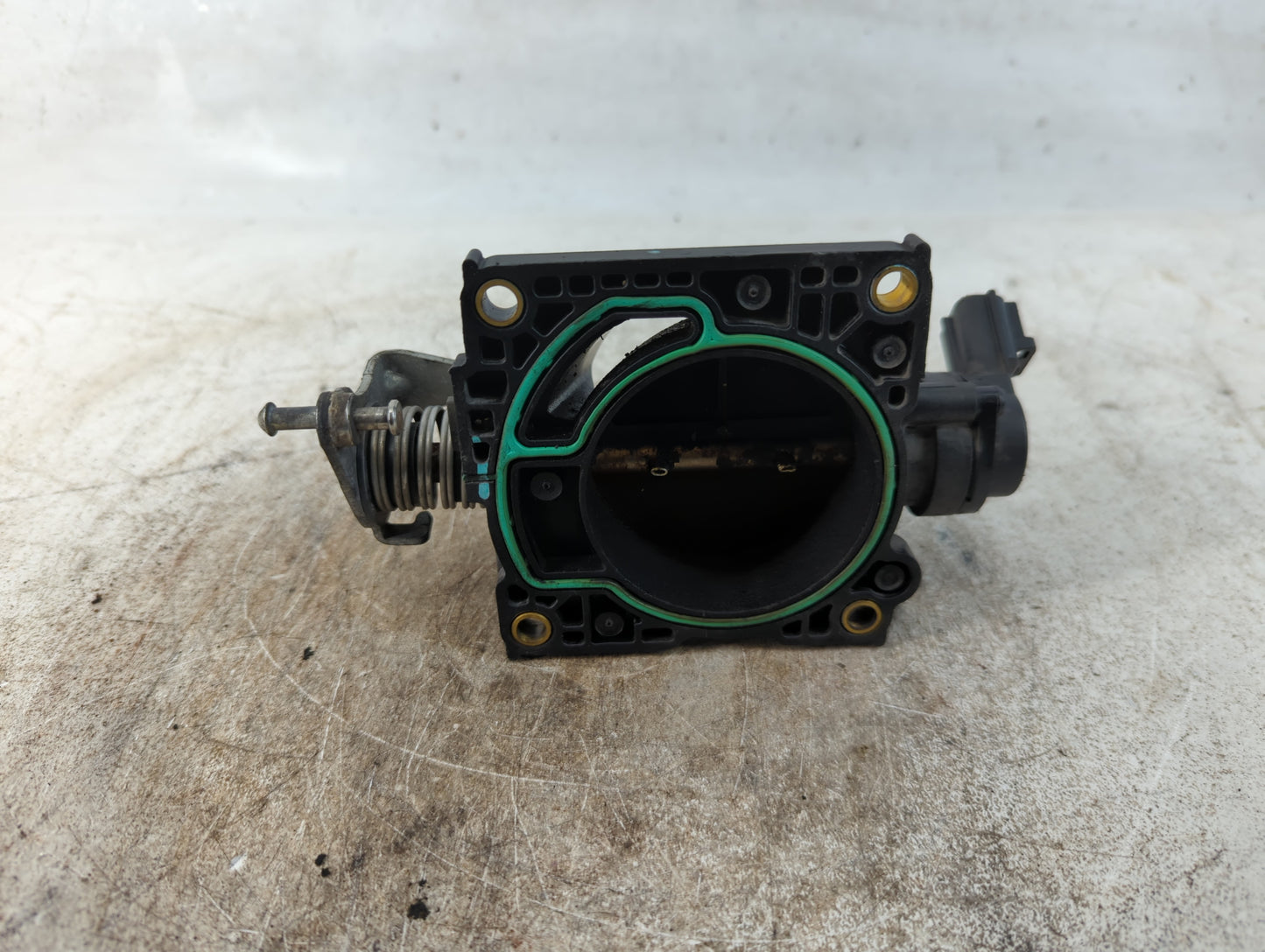 2003-2007 Ford Focus Throttle Body P/N:051607 2 3S4G-AD Fits Fits 2003 2004 2005 2006 2007 OEM Used Auto Parts - Oemusedauto