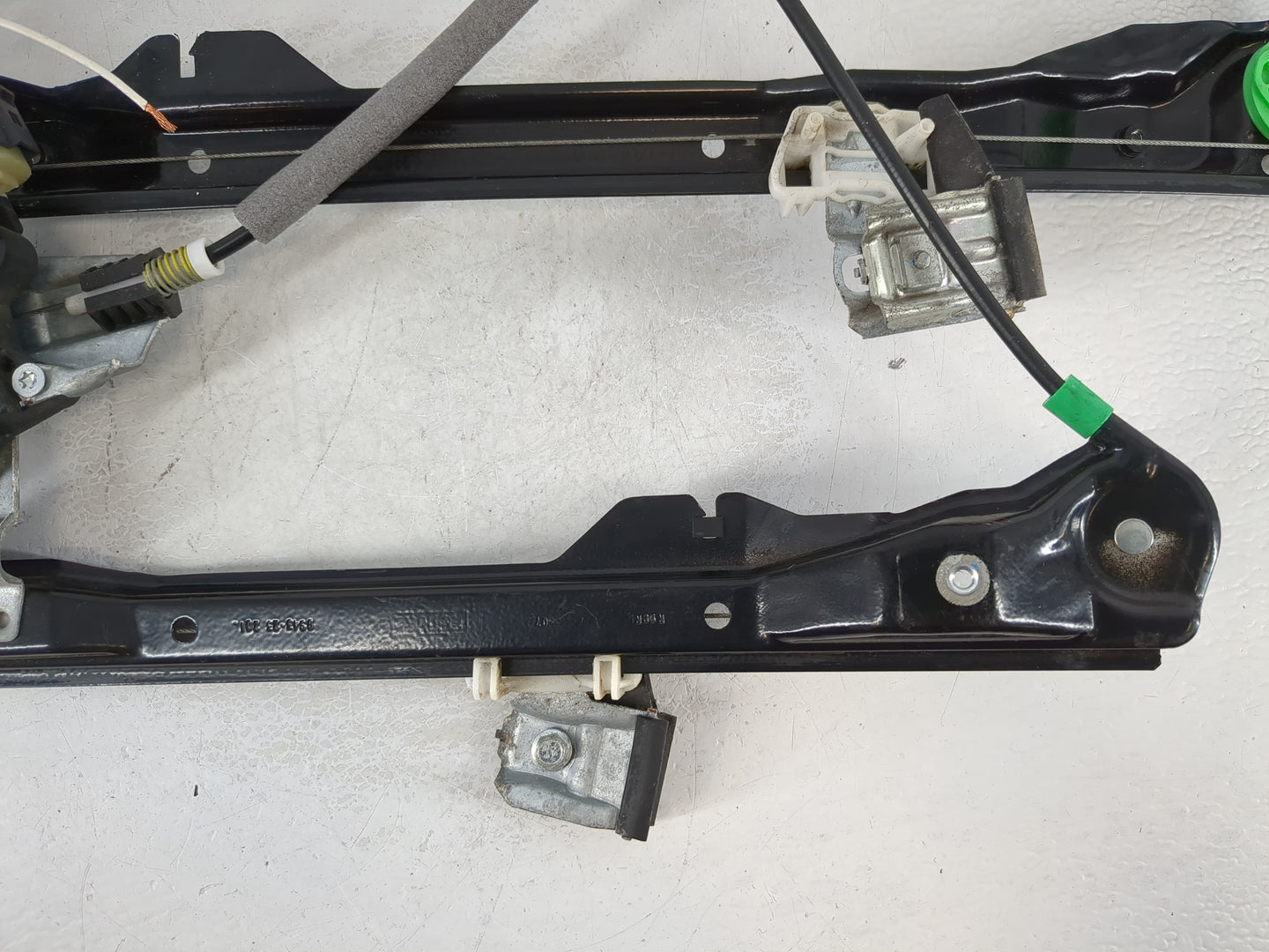 2007 Ford Focus Driver Left Front Window Regulator 935509 - Oemusedautoparts1.com