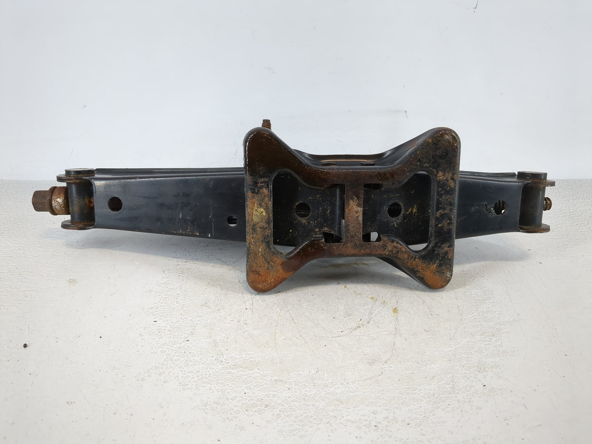 Ford Focus Spare Scissor Car Jack 935518 - Oemusedautoparts1.com