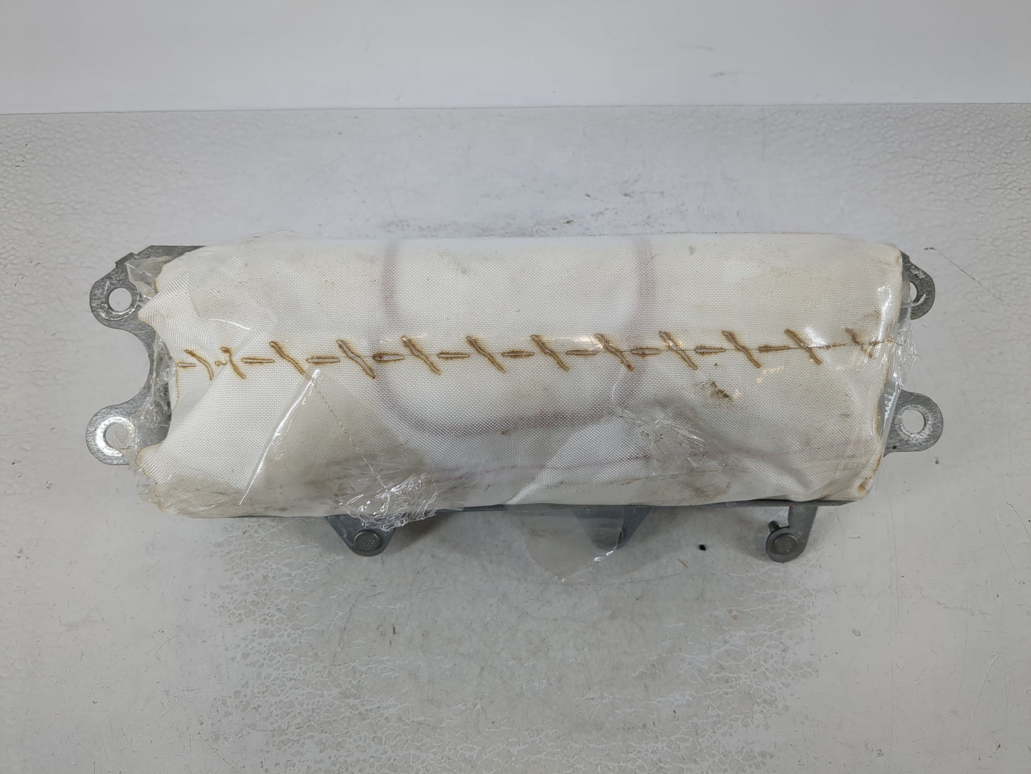 2005-2007 Ford Focus Air Bag Passenger Right Dashboard OEM P/N:A14B425 AA 6543, 6H138101H Fits Fits 2005 2006 2007 OEM Used 