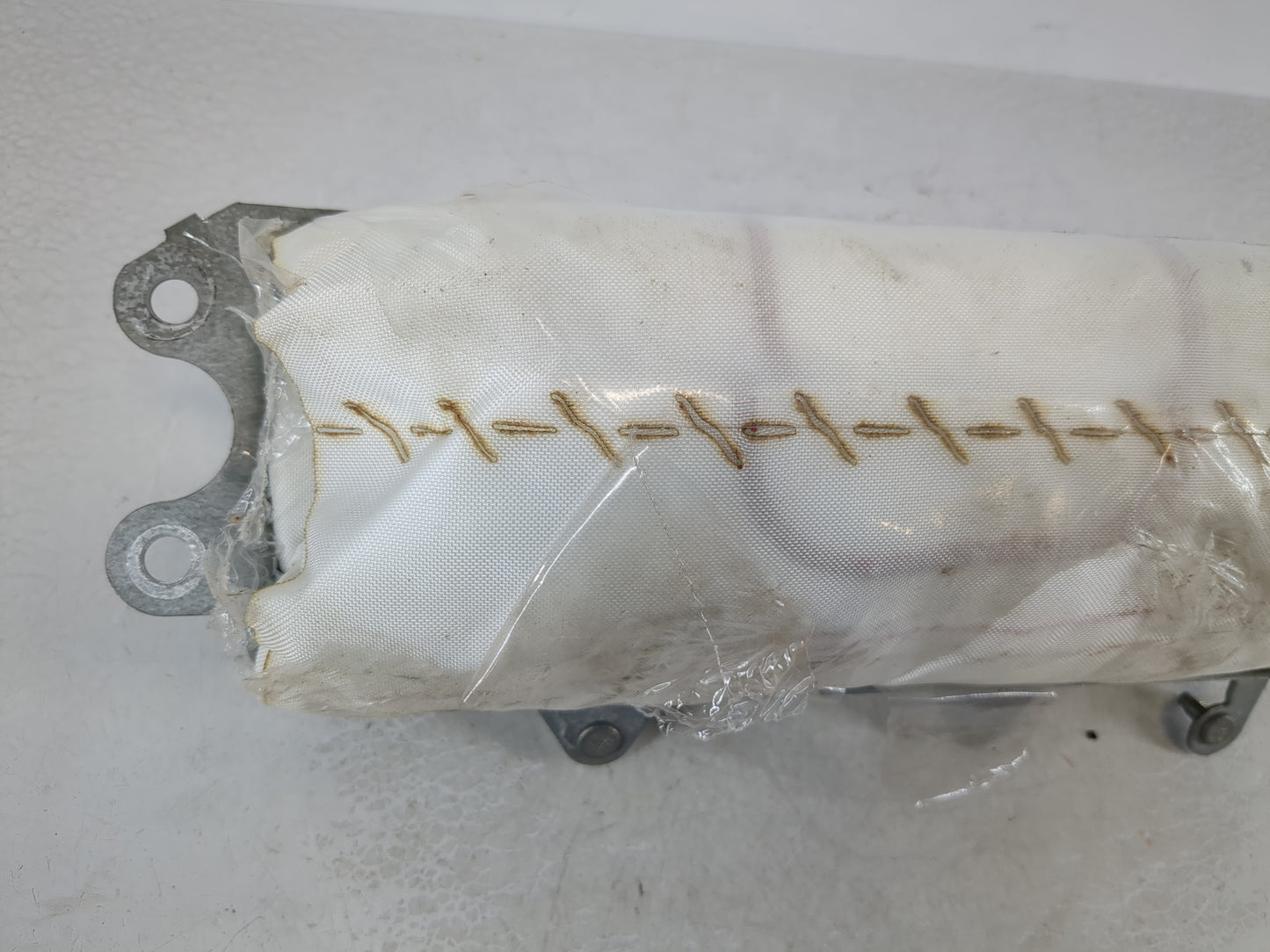 2005-2007 Ford Focus Air Bag Passenger Right Dashboard OEM P/N:A14B425 AA 6543, 6H138101H Fits Fits 2005 2006 2007 OEM Used 