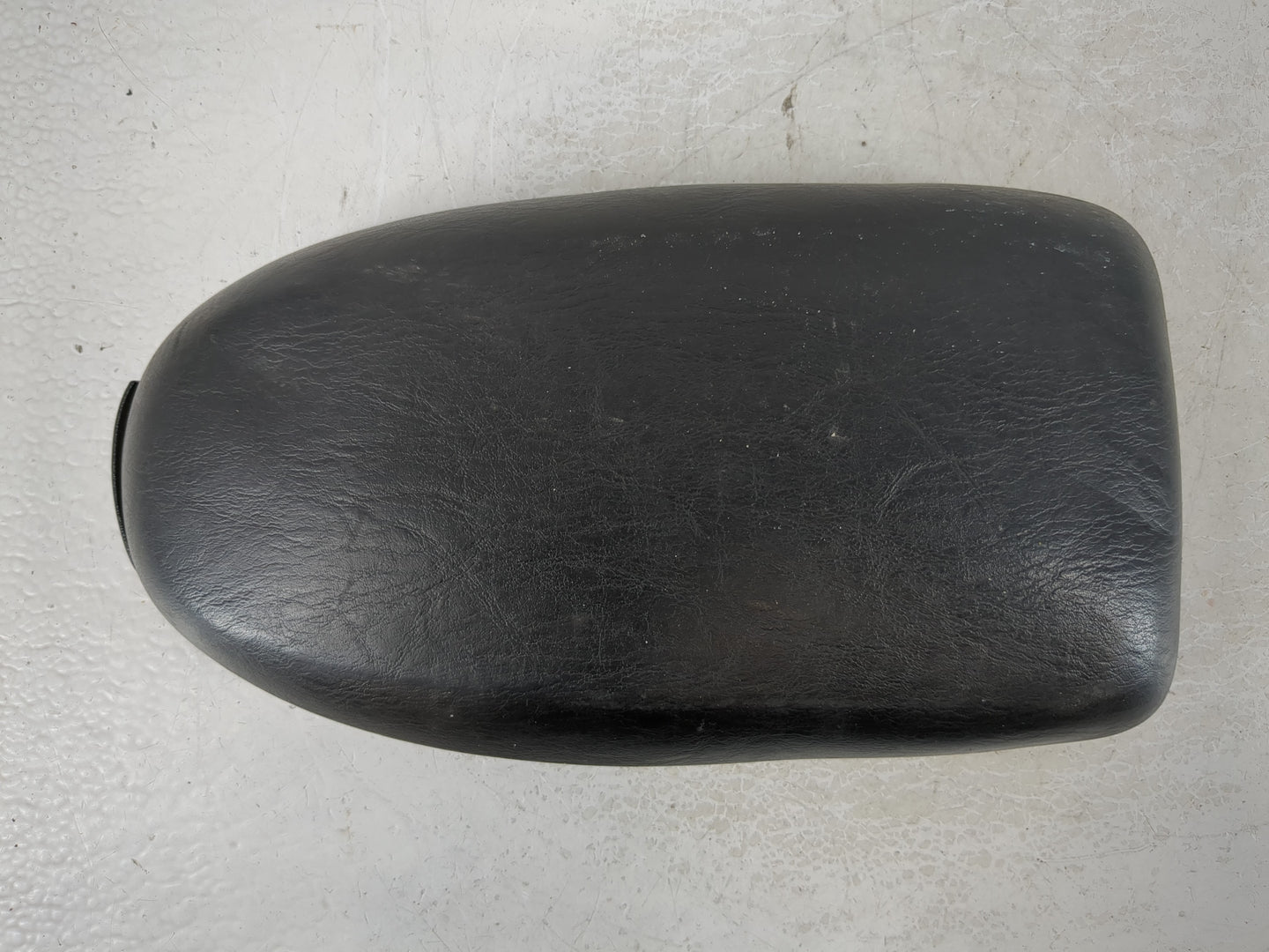 2007 Ford Focus Center Console Armrest Cover Lid Fits OEM Used Auto Parts - Oemusedautoparts1.com