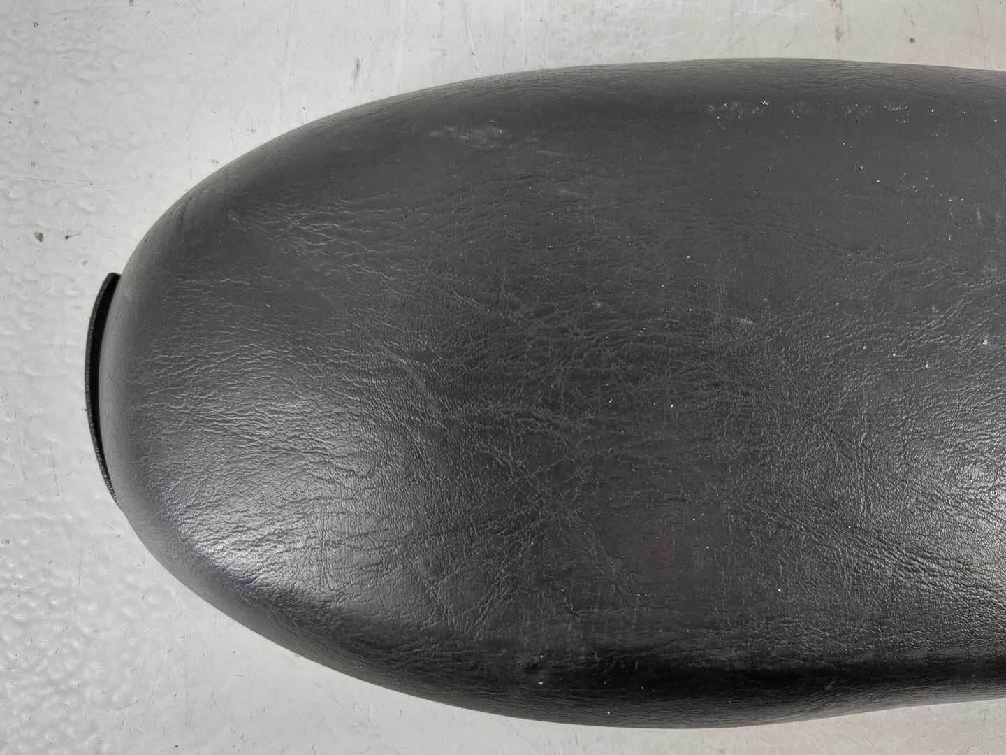 2007 Ford Focus Center Console Armrest Cover Lid Fits OEM Used Auto Parts - Oemusedautoparts1.com