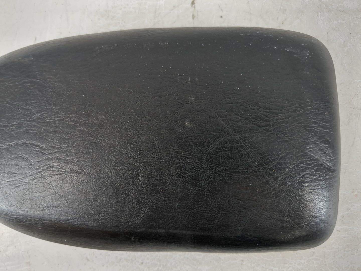 2007 Ford Focus Center Console Armrest Cover Lid Fits OEM Used Auto Parts - Oemusedautoparts1.com