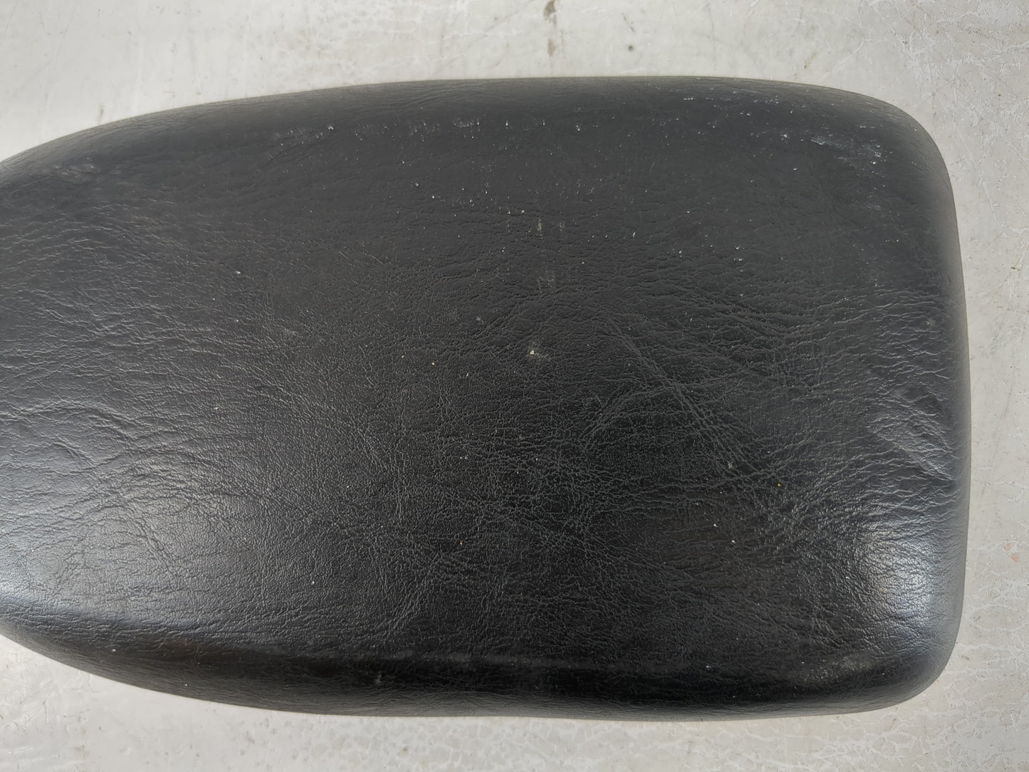 2007 Ford Focus Center Console Armrest Cover Lid Fits OEM Used Auto Parts - Oemusedautoparts1.com