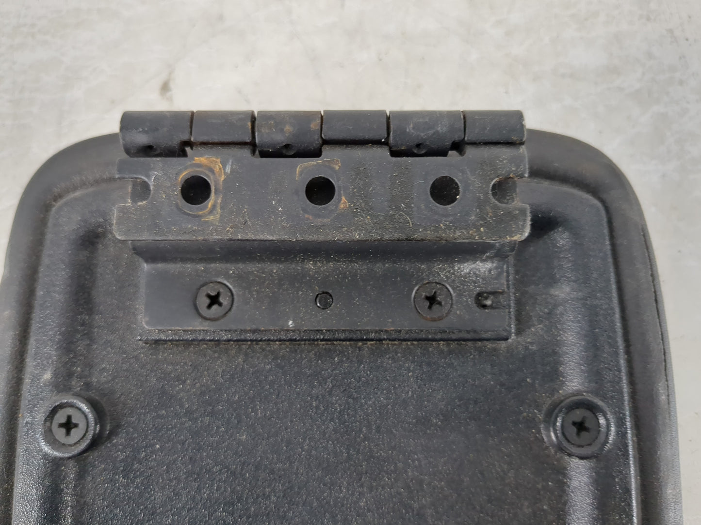 2007 Ford Focus Center Console Armrest Cover Lid Fits OEM Used Auto Parts - Oemusedautoparts1.com